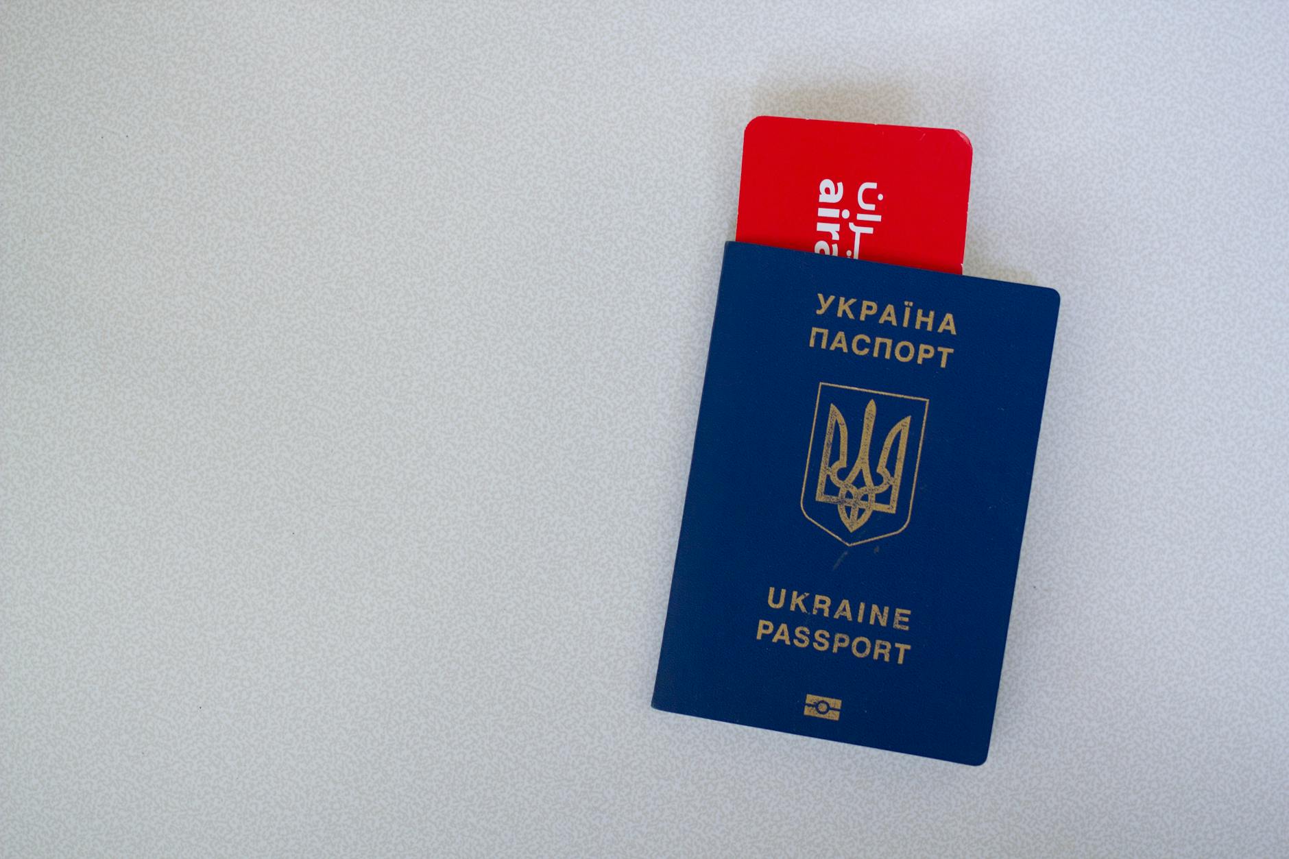 Việc làm cho vợ/chồng đi cùng visa 482 Úc 2026: Có được không?